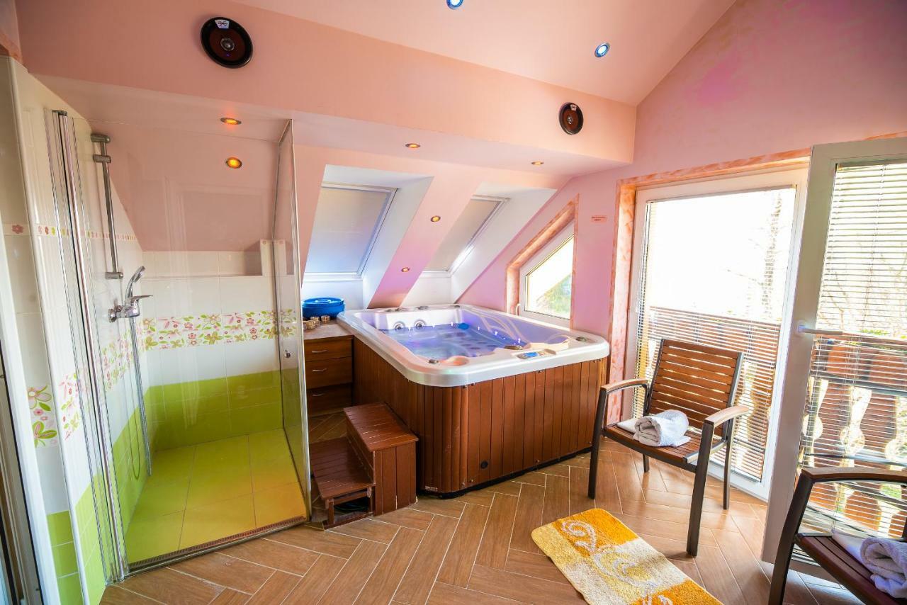 Luxury Apartment Ana With Hot Tub Visnja Gora Exteriör bild